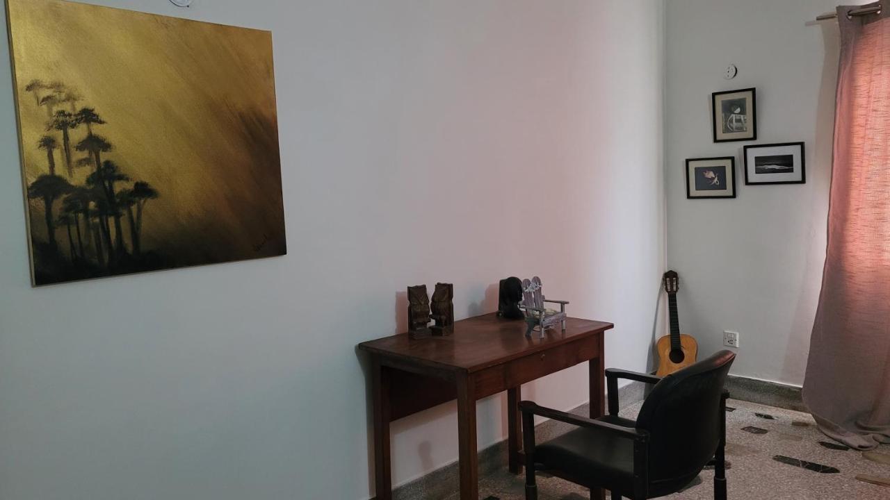 Privee Homes Karachi Buitenkant foto