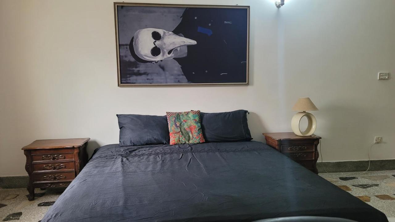 Privee Homes Karachi Buitenkant foto