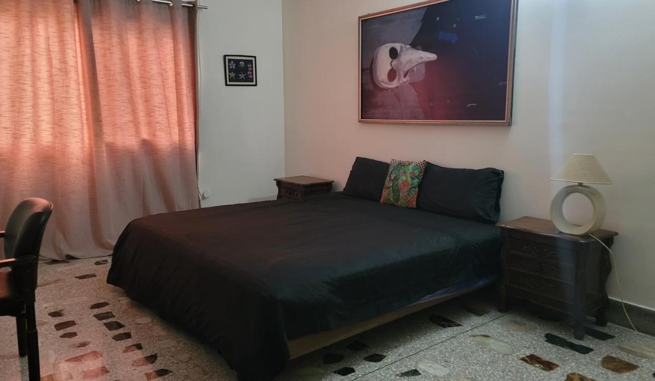 Privee Homes Karachi Buitenkant foto